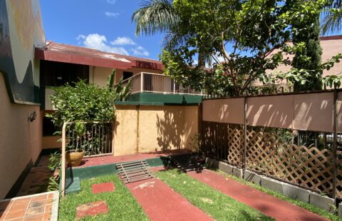 Townhouse en alquiler #275