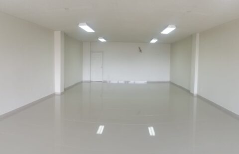 Local comercial en alquiler #68